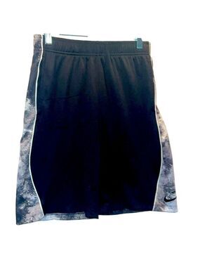 Nike Sports Shorts, Size XL, Waist 13”, Elastic Waist, L 19.5”, Tie Waist